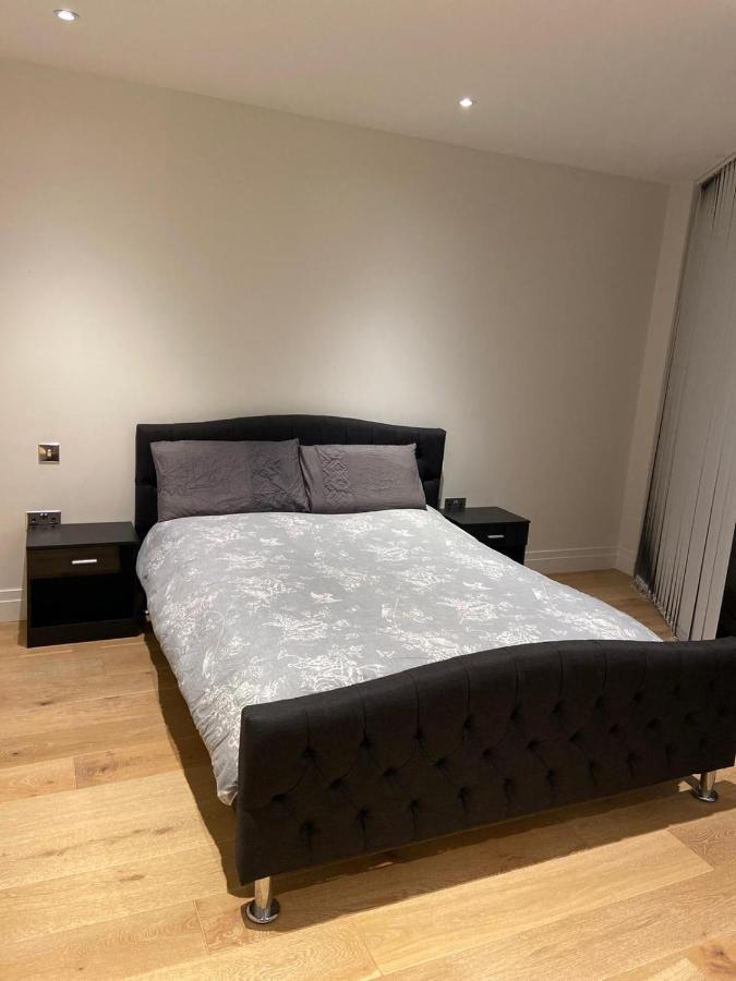 Studio Come 1 Bed Flat In Vauxhall Next To Battersea London Bagian luar foto